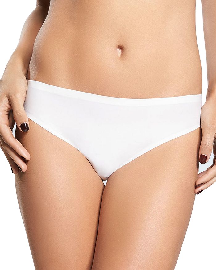 Shop Chantelle Soft Stretch One-size Seamless Thong In Ivory