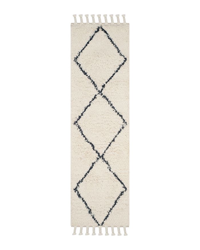 SAFAVIEH Casablanca Collection Runner Rug, 2'3" x 8' Bloomingdale's