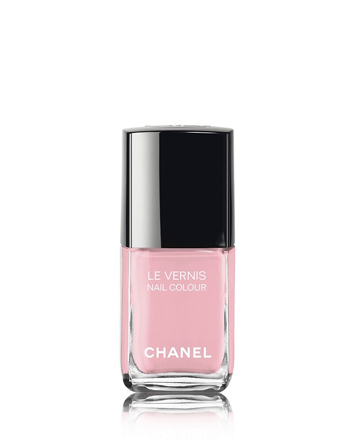 Chanel Le Vernis Longwear Nail Color and Le Gel Coat Longwear Top Coat -  New Formulas - The Beauty Look Book