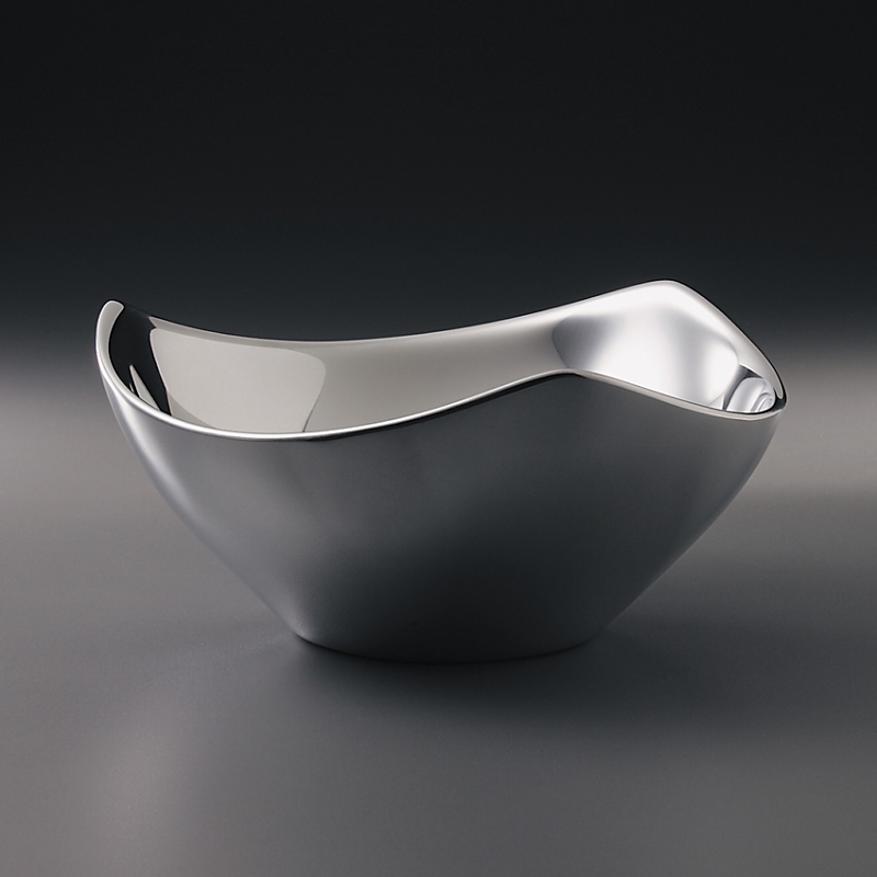 Nambe 7.5 Tri-corner Bowl