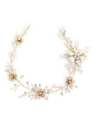 Brides and Hairpins Atiena Halo in 14 k gold Oval Hidden Halo Ring in 14k Yellow Gold | Gabriel & Co  main image 4