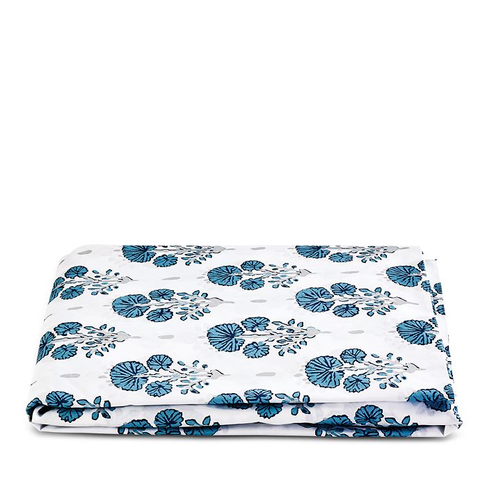 Shop Matouk Lulu Dk For  Joplin Fitted Sheet, Queen In Mineral Blue