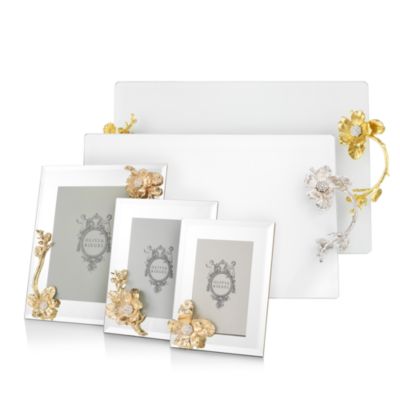 Botanica Home Accent Collection