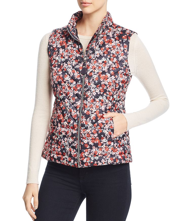 Joules Brindley Ditsy Floral Quilted Gilet In Navy Ditsy