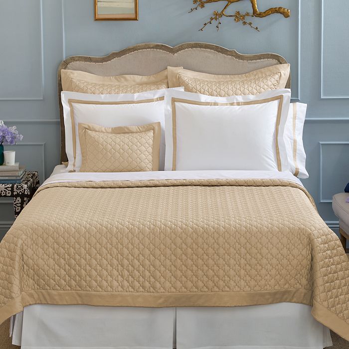 Matouk Ava Quilt, King In Champagne