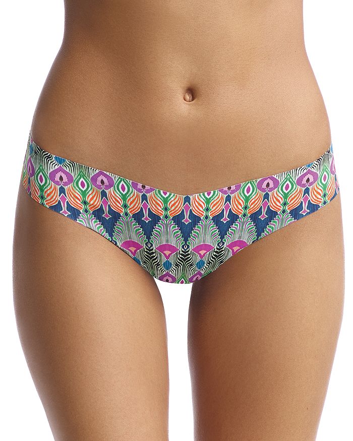 Commando Seamless Printed Thong In Tribal Feathers
