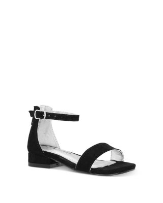 nina hidi sandal