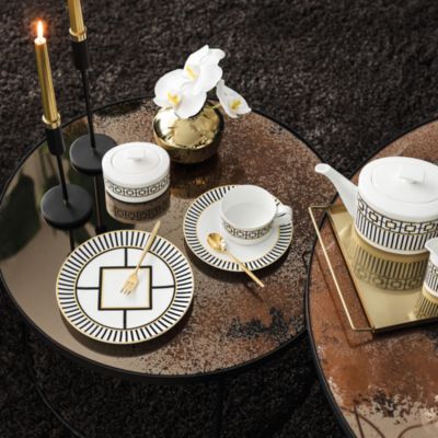 Metro Chic Dinnerware