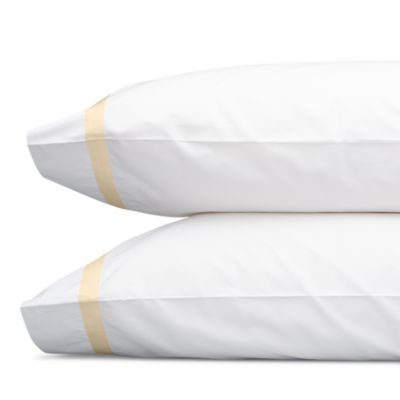 Matouk Lowell 600 Thread Count Pillowcase In Sand