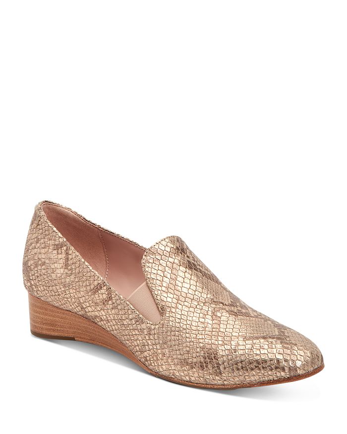 Taryn Rose Women s Claudia Snake Print Weatherproof Loafers