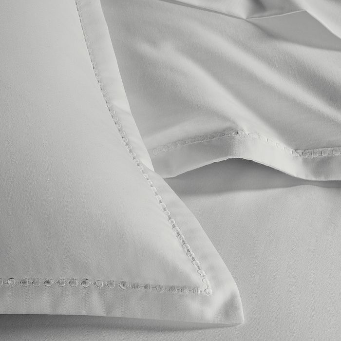 Shop Sky 500tc Sateen Wrinkle Resistant Duvet Cover Set, Full/queen In White