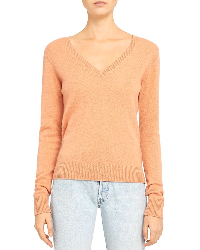 Theory Featherweight Cashmere Sweater In Apricot