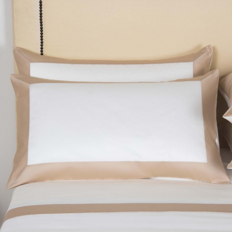 Frette Bold Standard Sham in Milk/Savage Beige
