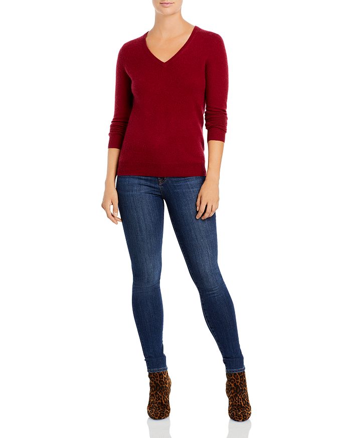 C By Bloomingdale's V-neck Cashmere Sweater - 100% Exclusive In Wine