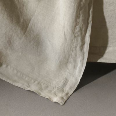 REM Linen Sheets