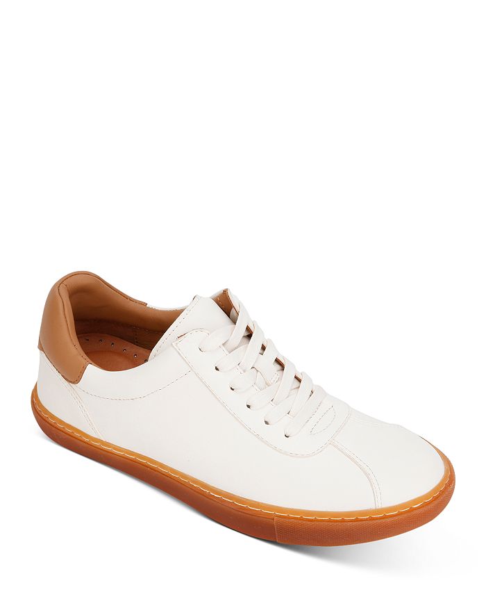 Gentle Souls by Kenneth Cole Women s Nyle Lace Up Sneakers