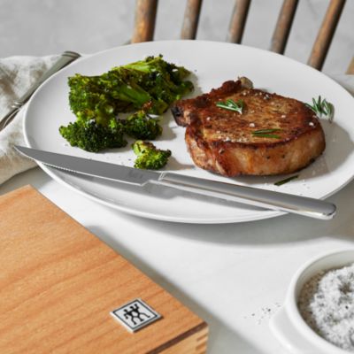 Contemporary 8-Piece Steak Knife Set