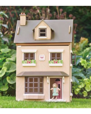 Foxtail Villa Dollhouse - Ages 3+