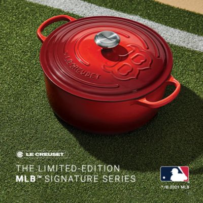 Le Creuset - Boston Red Sox™ Round Dutch Oven