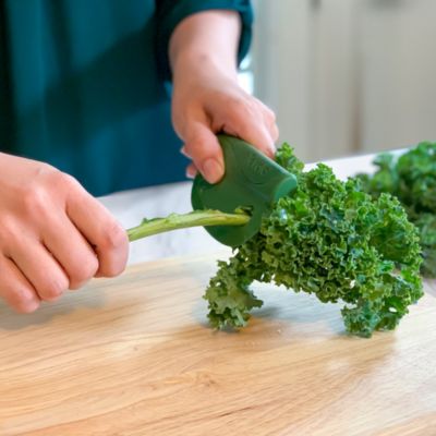 2 in 1 Kale and Herb Tool
