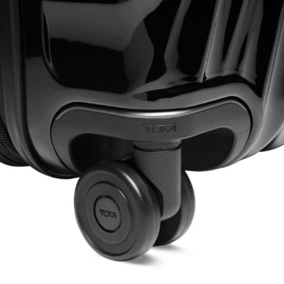 19 Degree Extended Trip Expandable 4-Wheel Packing Case