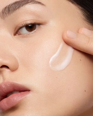 Le Soin Noir Lifting Serum 1 oz.