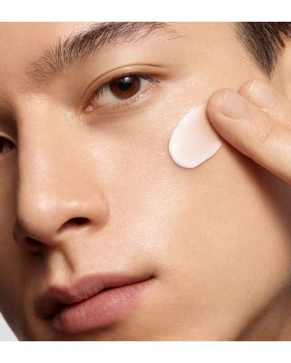 Le Soin Noir Light Face Cream 1.7 oz.