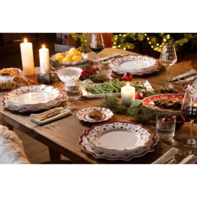 Toy&#39;s Delight Dinnerware Collection