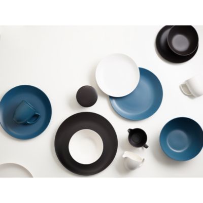 Orbit Dinnerware 4 Piece Place Setting