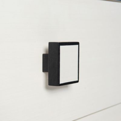 Silhouette 8 Drawer Dresser with Square Hardware