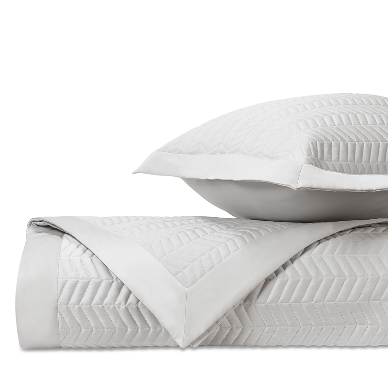 Shop Home Treasures Chester Quilted Coverlet, Queen In Oyster