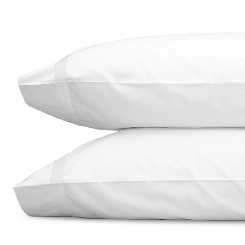 Matouk Lowell 600 Thread Count Pillowcase In Bone