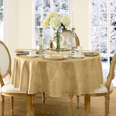 Barcelona Jacquard Damask Oval Tablecloth, 84" x 60"