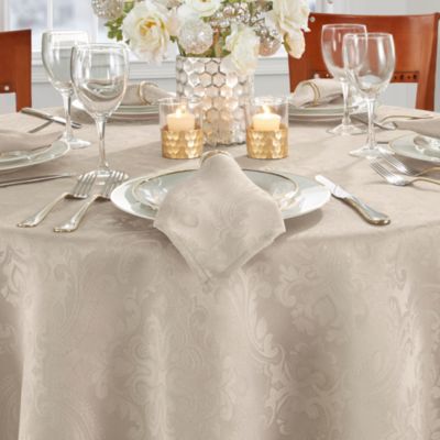 Caiden Elegance Damask Oval Tablecloth, 60" x 84" 