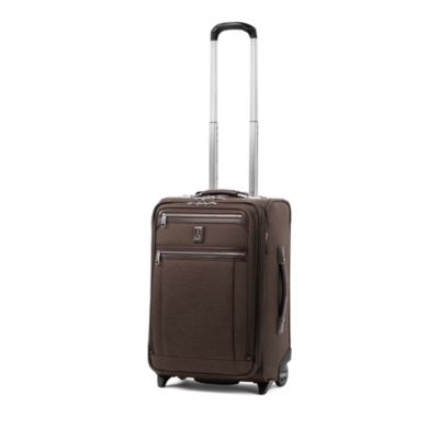 Platinum Elite 22" Expandable Carry On Rollaboard