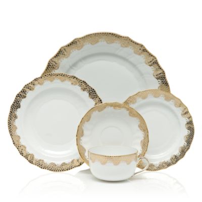 Fishscale Dinnerware