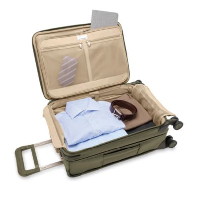 Baseline Essential Carry On Spinner Suitcase