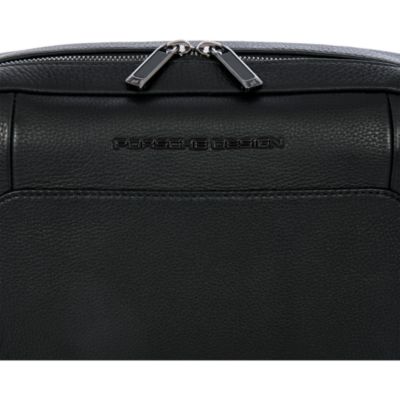 Roadster Leather Washbag