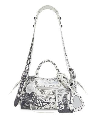 【バレンシアガ】セール！LE CAGOLE Graffiti バッグ XS White BALENCIAGA Le Cagole Xs Shoulder Bag White | thewebster