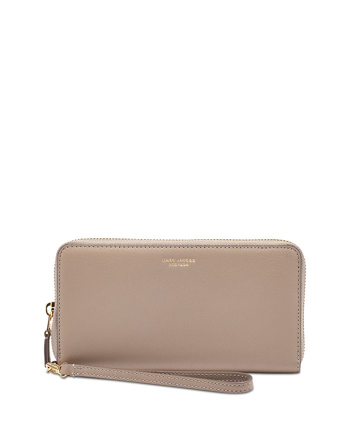 MARC JACOBS - The Continental Wristlet