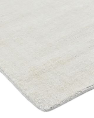Sutter SUT1106 Area Rug Collection