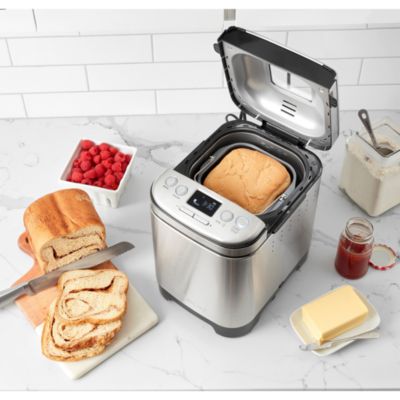 CBK-110P1 Compact Automatic Bread Maker