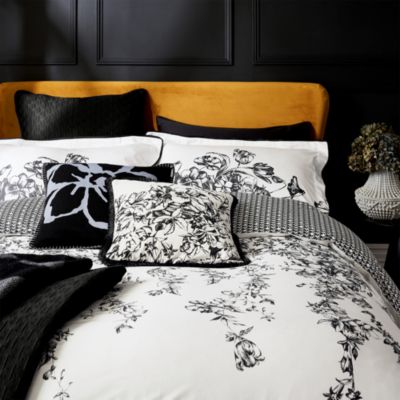 Elegance Floral Bedding Collection