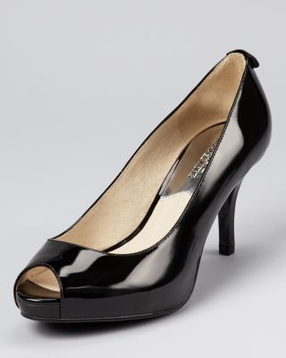 michael kors mid heel pump