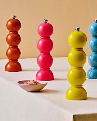 Bobbin Lacquered Salt or Pepper Mill Grinder