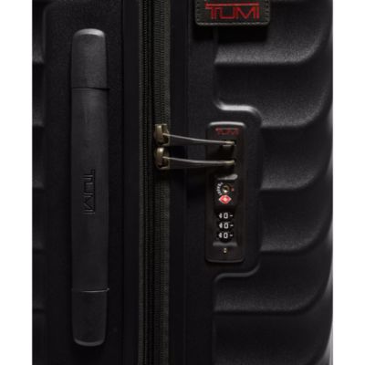 19 Degree Extended Trip Expandable 4-Wheel Packing Case