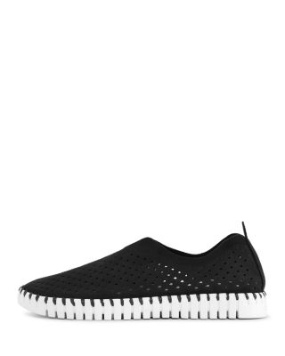 Women's Tulip 139 Slip On Sneakers