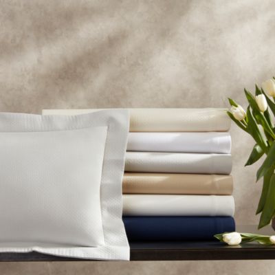 Matouk - Elliot Bedding Collection