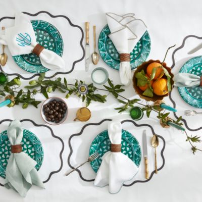 Scalloped Placemat, Set of 4