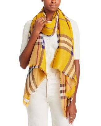 Burberry yellow scarf best sale